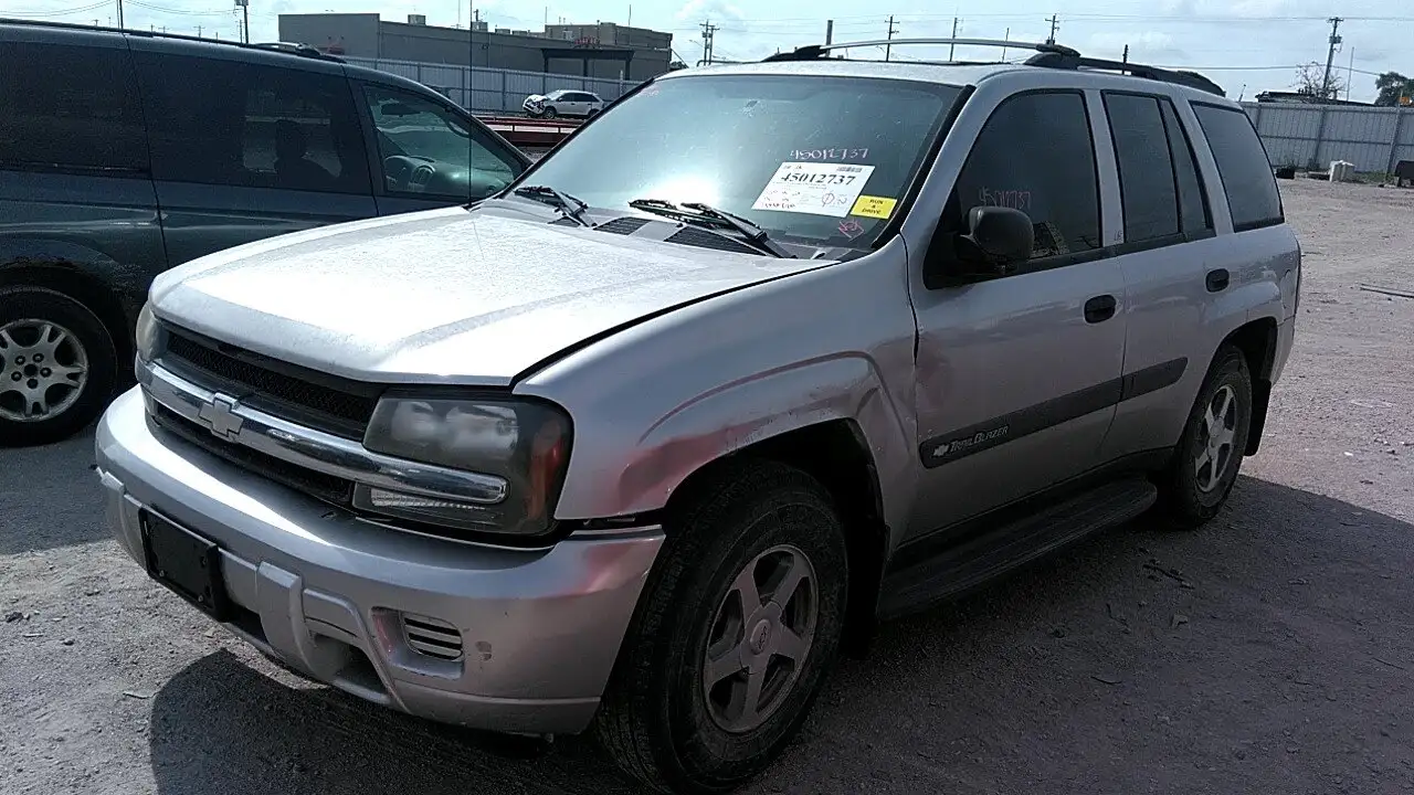 Photo of 2004 Chevrolet Trailblazer