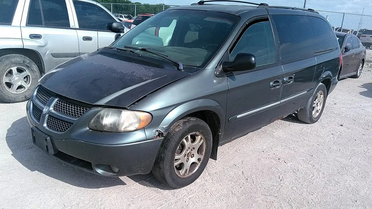 Photo of 2002 Dodge Grand Caravan