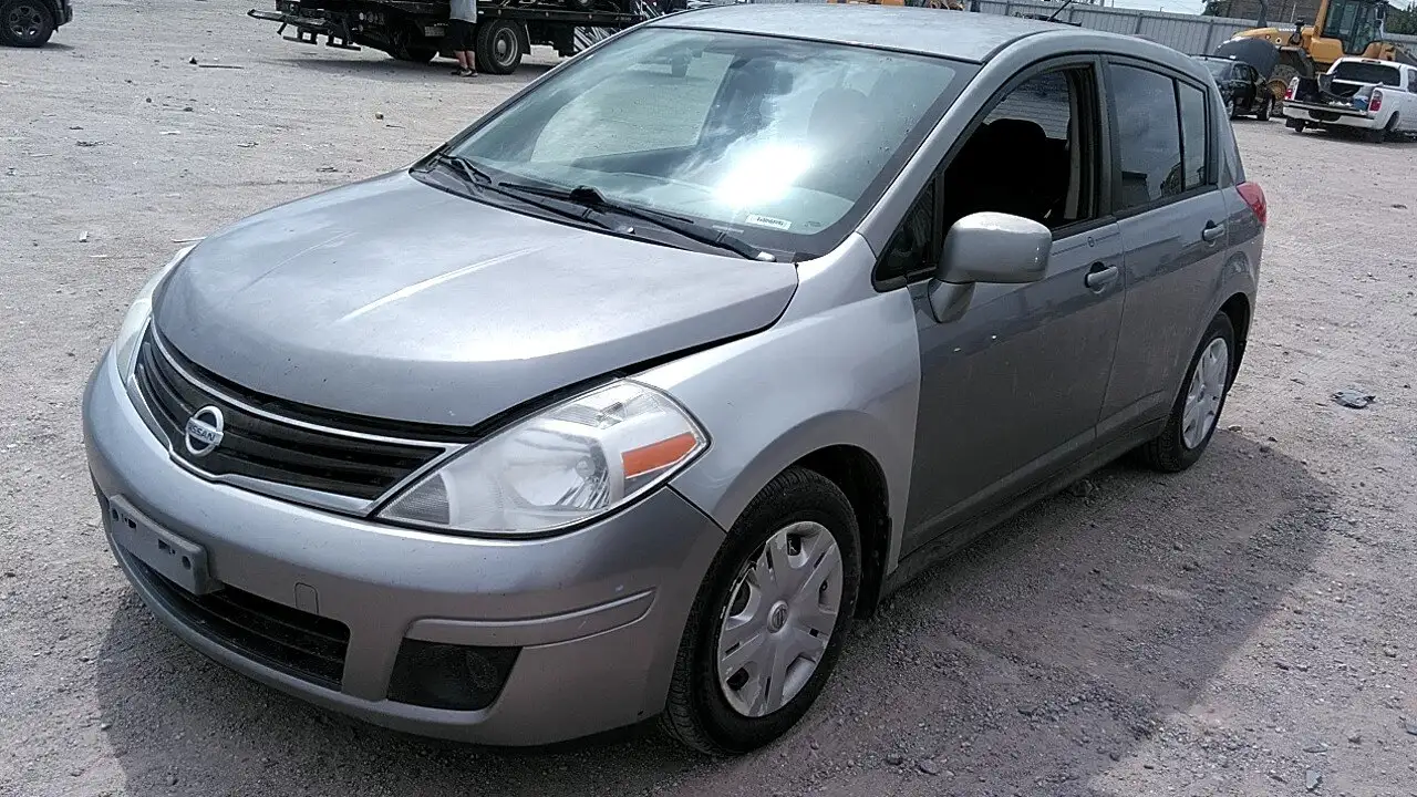Photo of 2012 Nissan Versa
