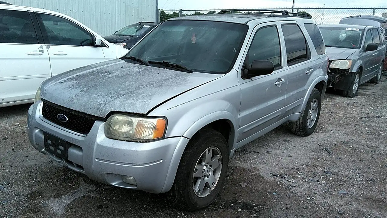 Photo of 2004 Ford Escape