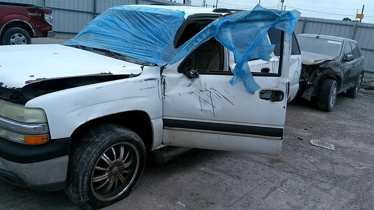Photo of 2004 Chevrolet Tahoe