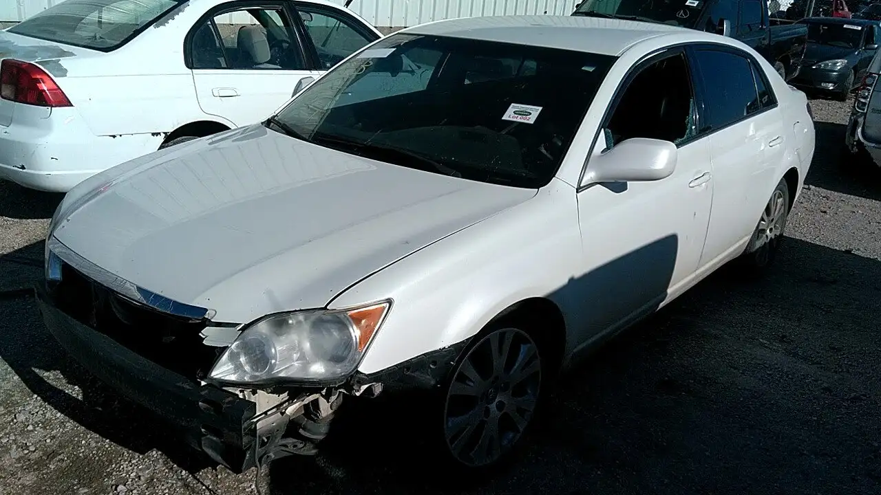 Photo of 2008 Toyota Avalon