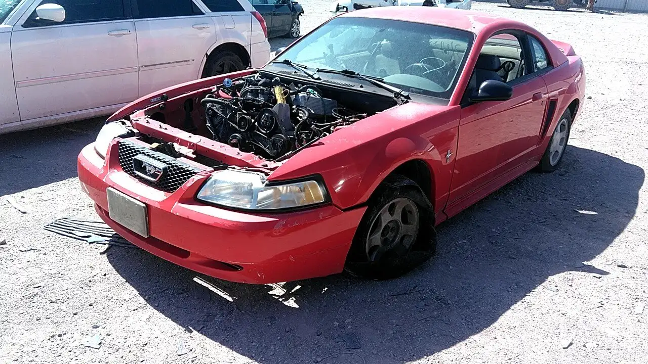 Photo of 2000 Ford Mustang
