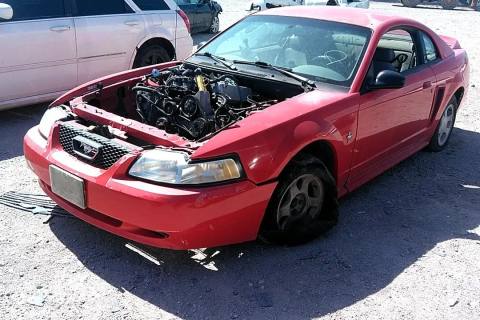 Photo of 2000 Ford Mustang