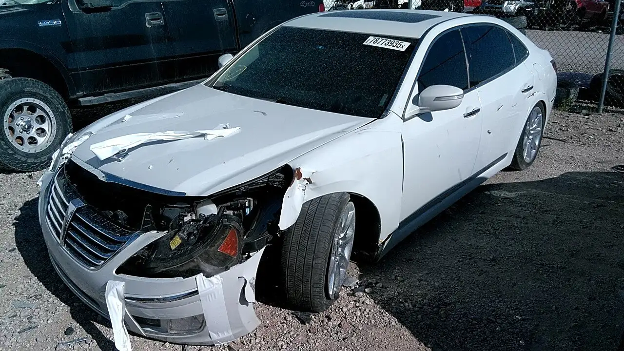 Photo of 2013 Hyundai Equus