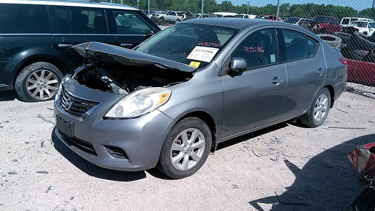 Photo of 2014 Nissan Versa