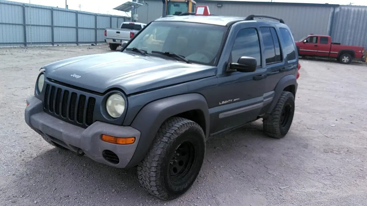 Photo of 2002 Jeep Liberty