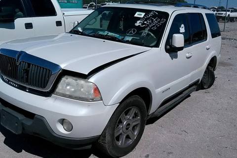 Photo of 2004 Lincoln Aviator