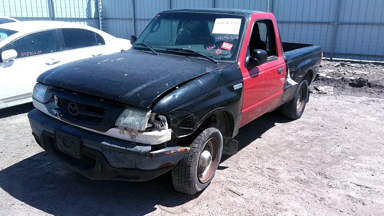 Photo of 2004 Mazda B2300