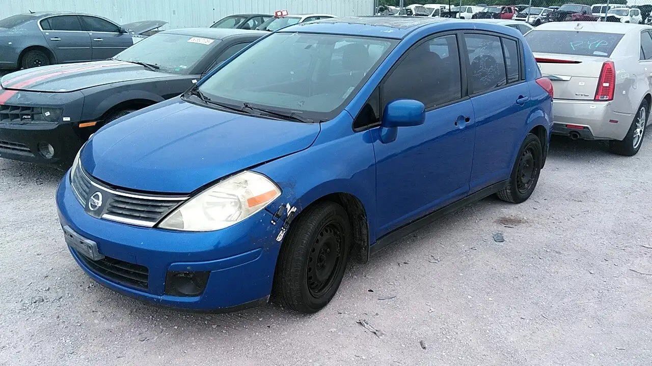 Photo of 2007 Nissan Versa