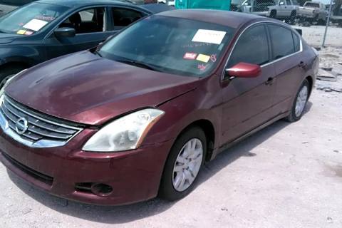 Photo of 2011 Nissan Altima