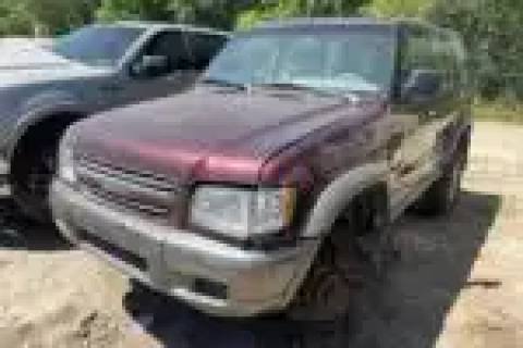 Photo of 2000 Isuzu Trooper