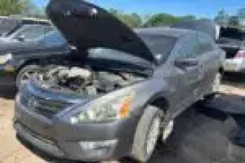 Photo of 2014 Nissan Altima