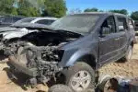 Photo of 2008 Chrysler Town & Country