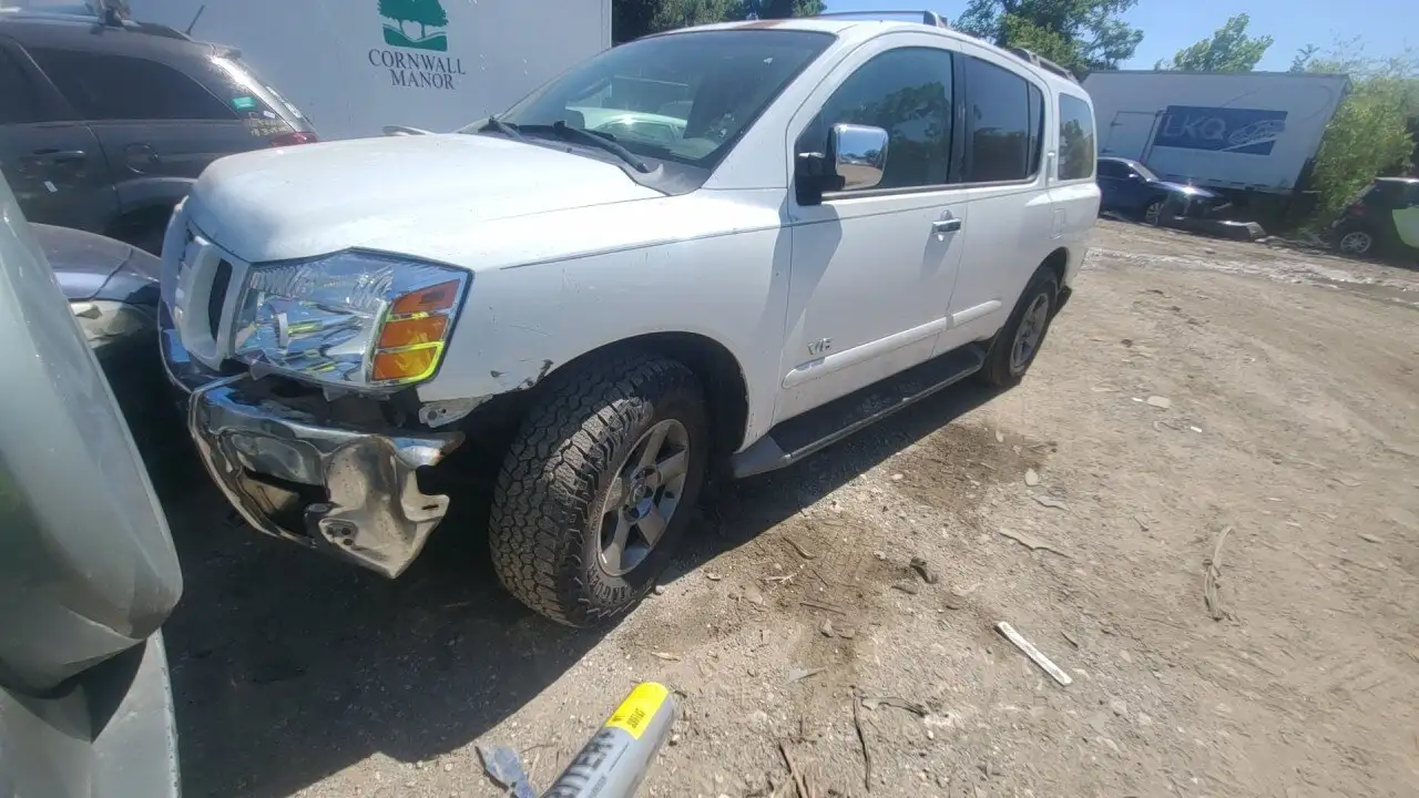 Photo of 2005 Nissan Armada