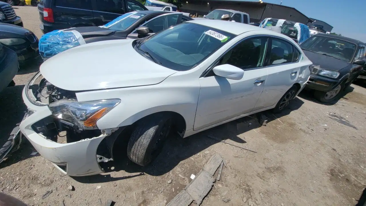 Photo of 2015 Nissan Altima