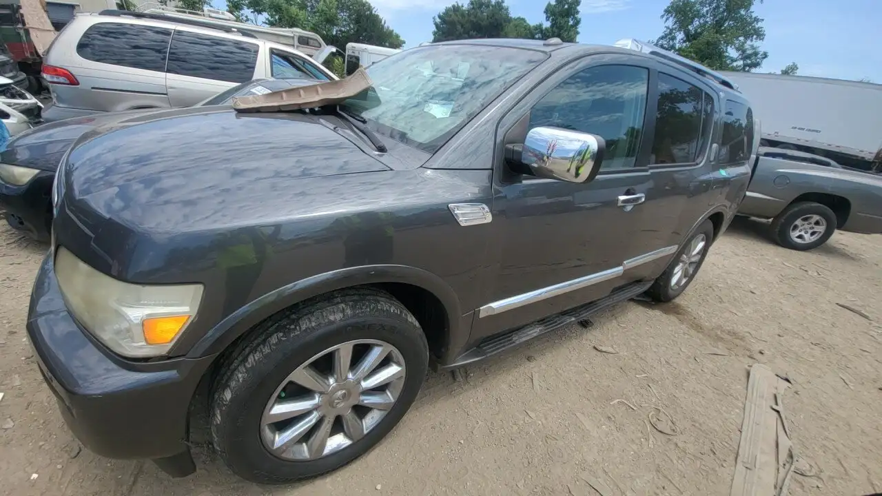 Photo of 2008 Infiniti Qx56
