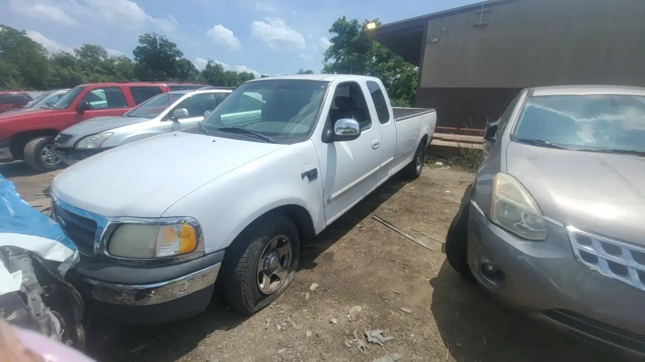 Photo of 2001 Ford F-150