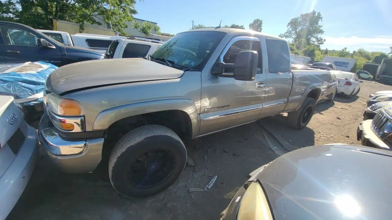 Photo of 2003 Gmc Sierra 2500 Hd