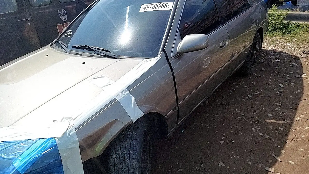Photo of 2000 Toyota Camry