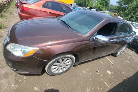 Photo of 2013 Chrysler 200