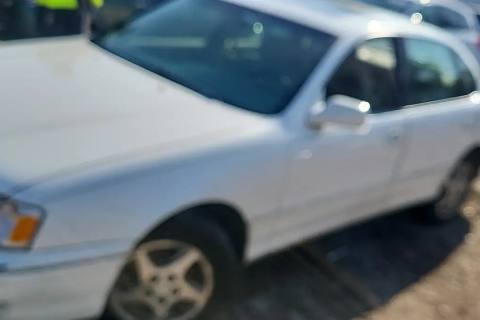 Photo of 1999 Toyota Avalon