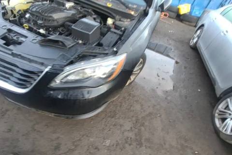 Photo of 2012 Chrysler 200