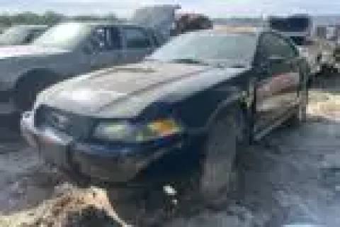 Photo of 2000 Ford Mustang