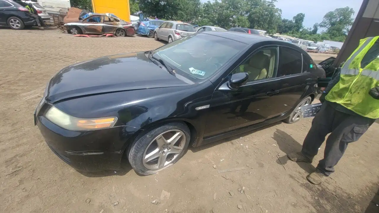 Photo of 2005 Acura Tl