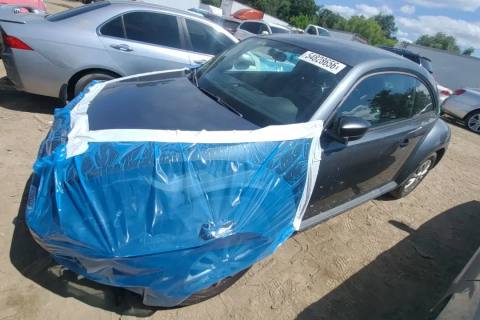 Photo of 2012 Volkswagen Beetle