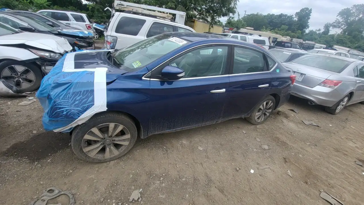 Photo of 2016 Nissan Sentra