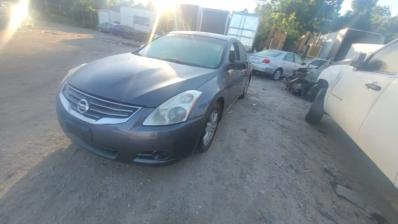 Photo of 2012 Nissan Altima