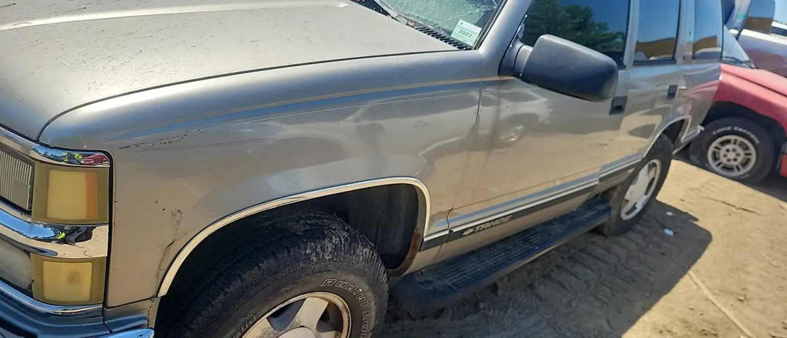 Photo of 1999 Chevrolet Tahoe