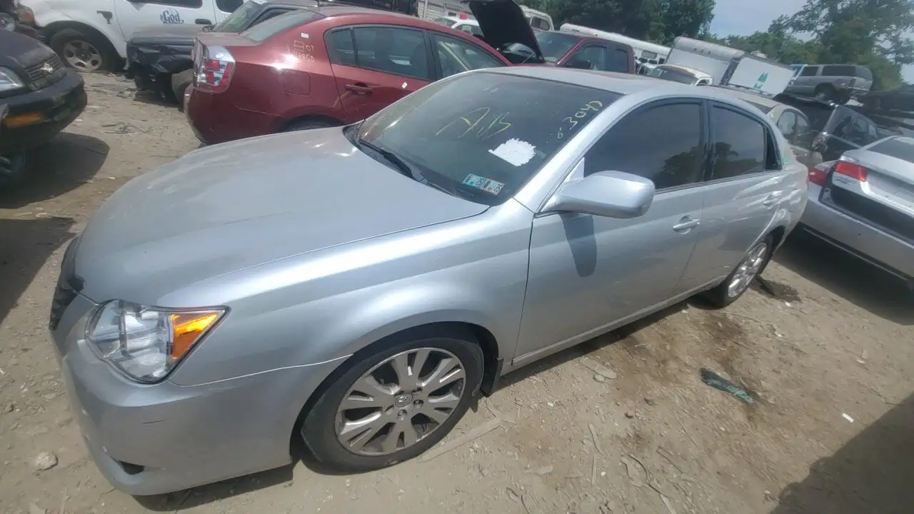 Photo of 2008 Toyota Avalon