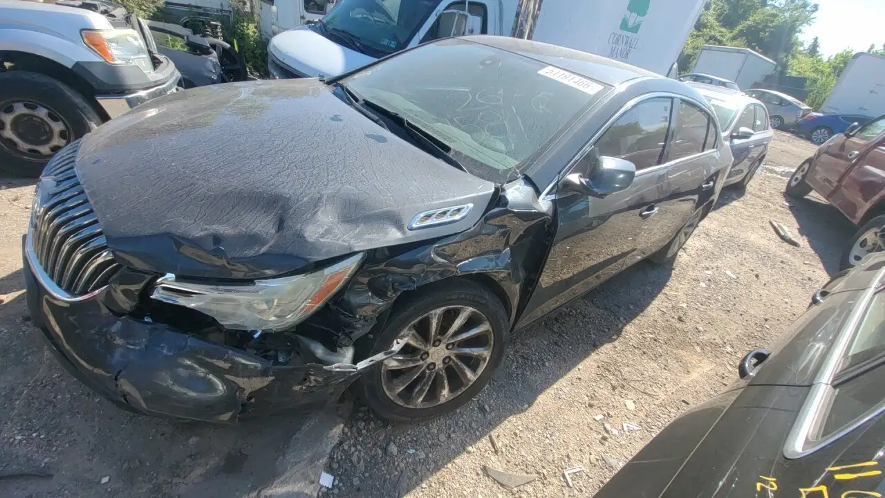 Photo of 2015 Buick Lacrosse