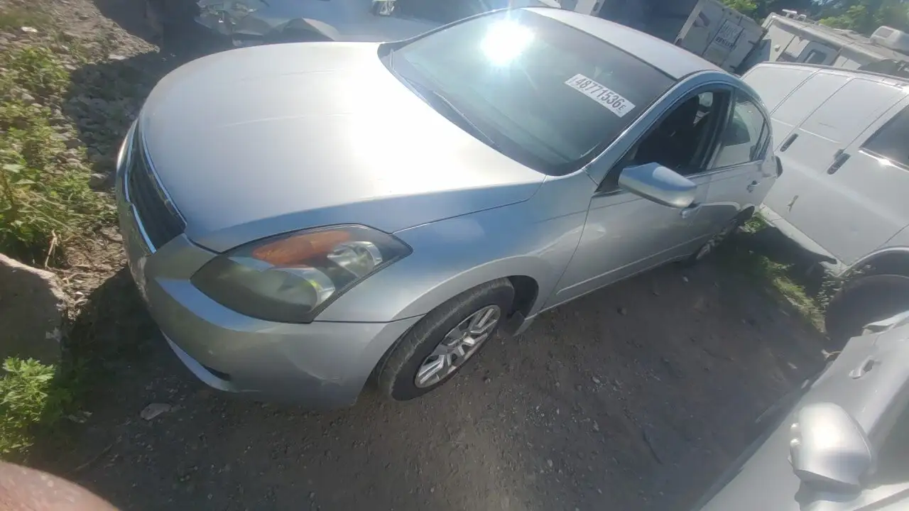 Photo of 2009 Nissan Altima