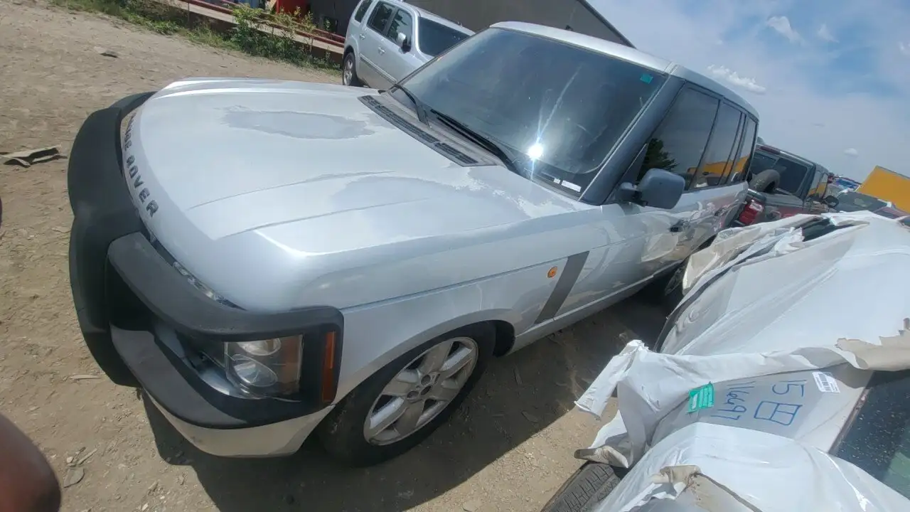 Photo of 2004 Land Rover Range Rover