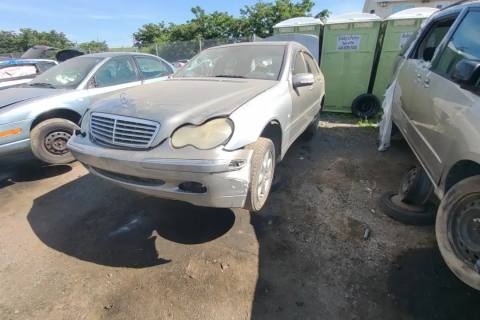 Photo of 2004 Mercedes-Benz C240