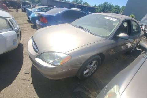 Photo of 2003 Ford Taurus