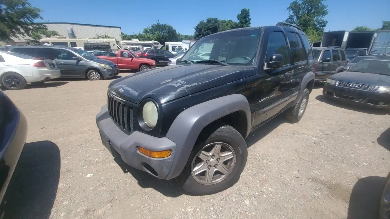 Photo of 2003 Jeep Liberty