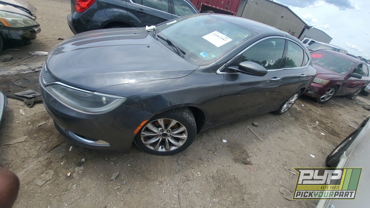 Photo of 2015 Chrysler 200