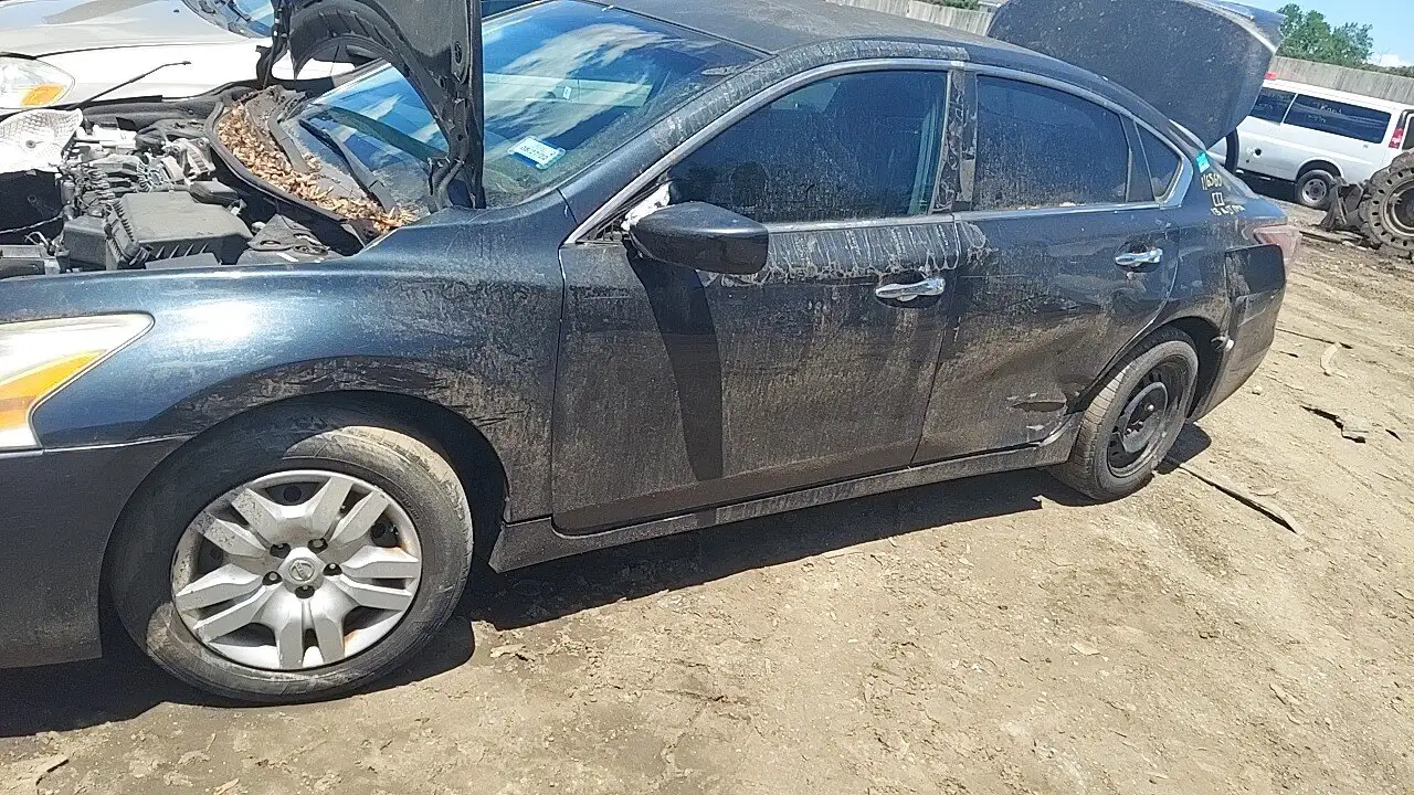 Photo of 2013 Nissan Altima