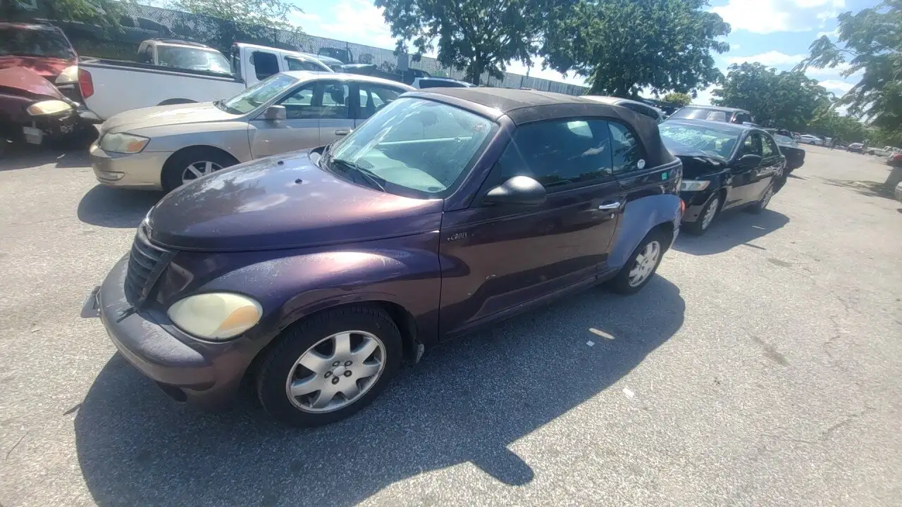 Photo of 2005 Chrysler Pt Cruiser