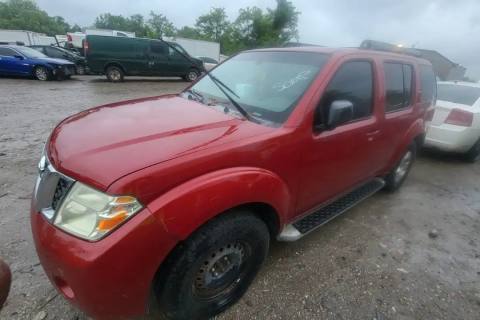 Photo of 2011 Nissan Pathfinder