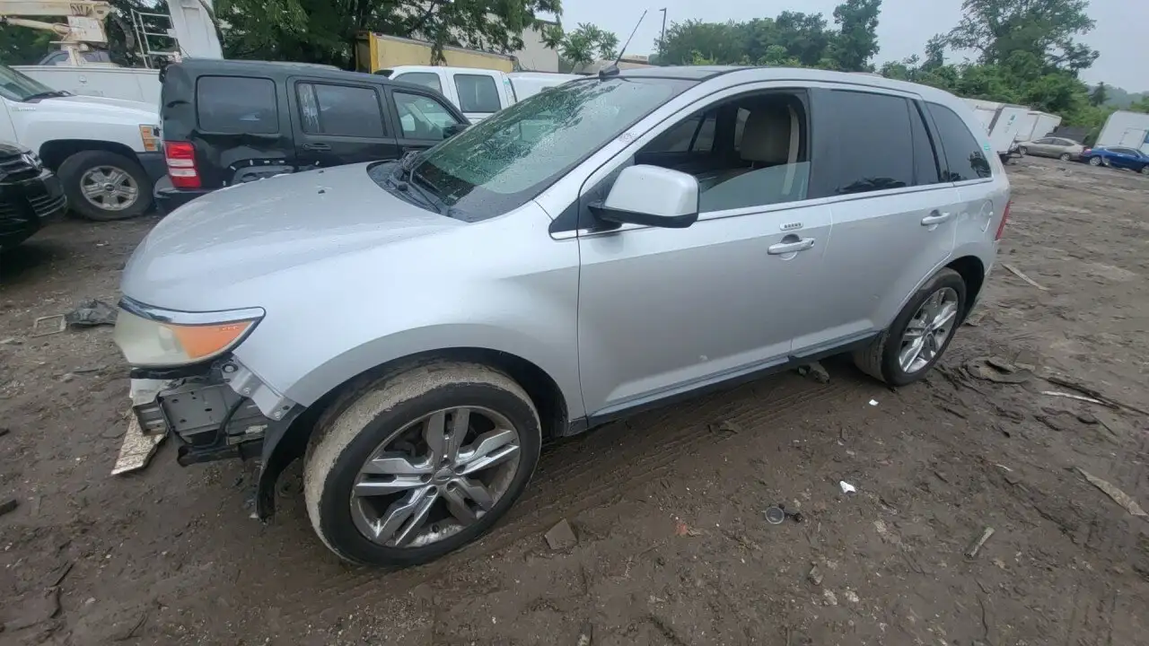 Photo of 2011 Ford Edge