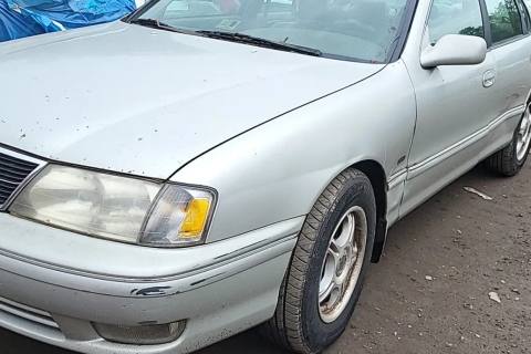 Photo of 1999 Toyota Avalon
