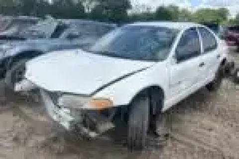 Photo of 1999 Plymouth Breeze