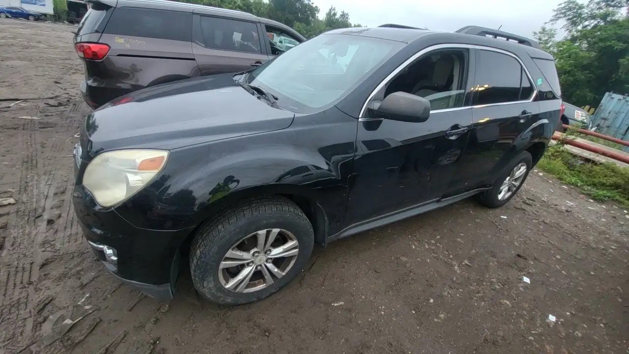 Photo of 2011 Chevrolet Equinox