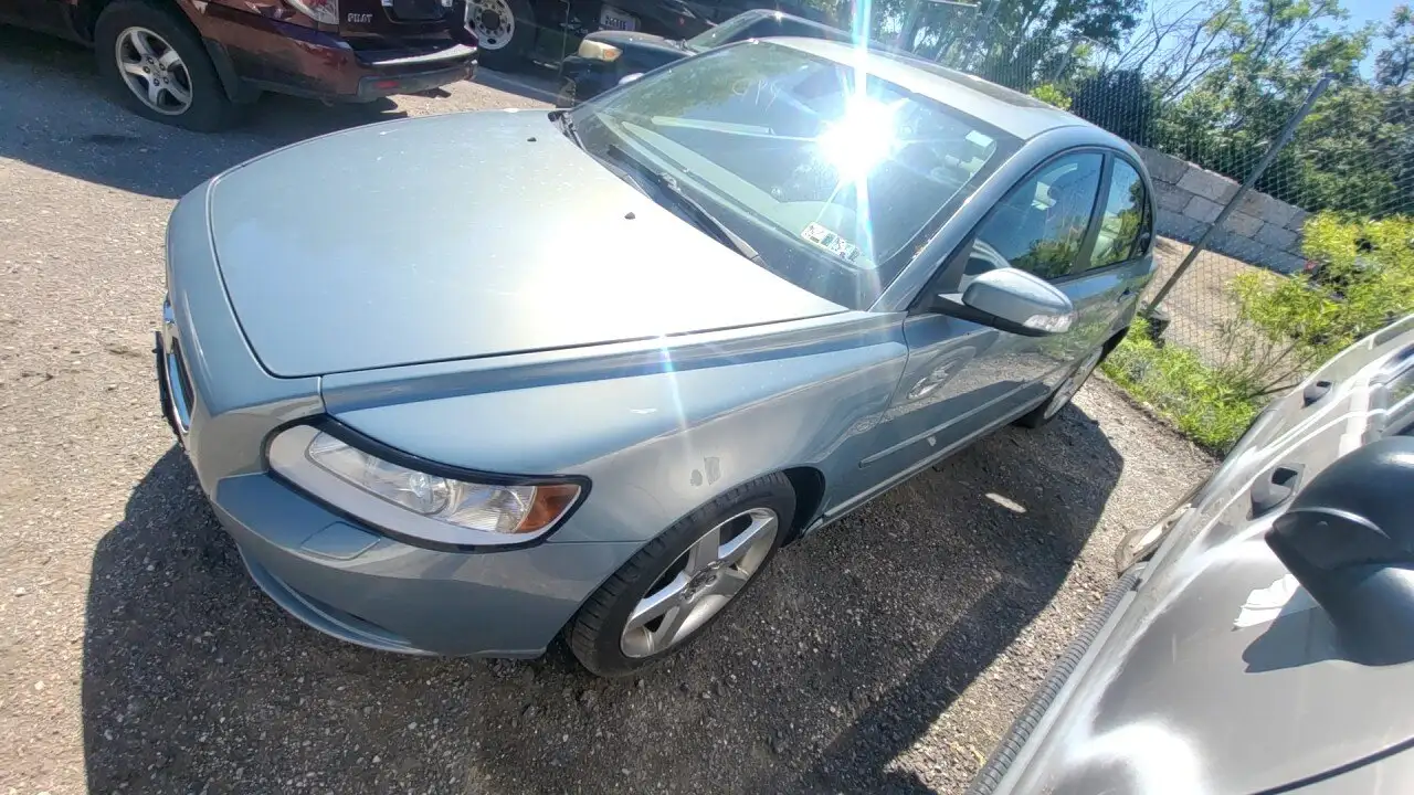 Photo of 2008 Volvo S40