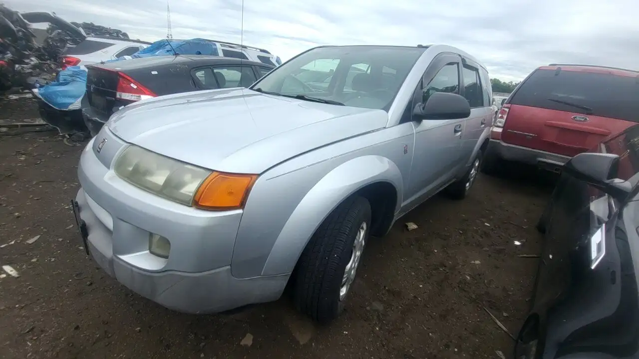 Photo of 2003 Saturn Vue